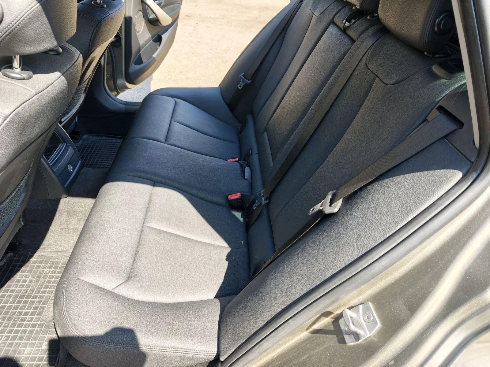 BMW 316 F31 2, 0d Sport Facelift LCI Full Led, снимка 15 - Автомобили и джипове - 55643485