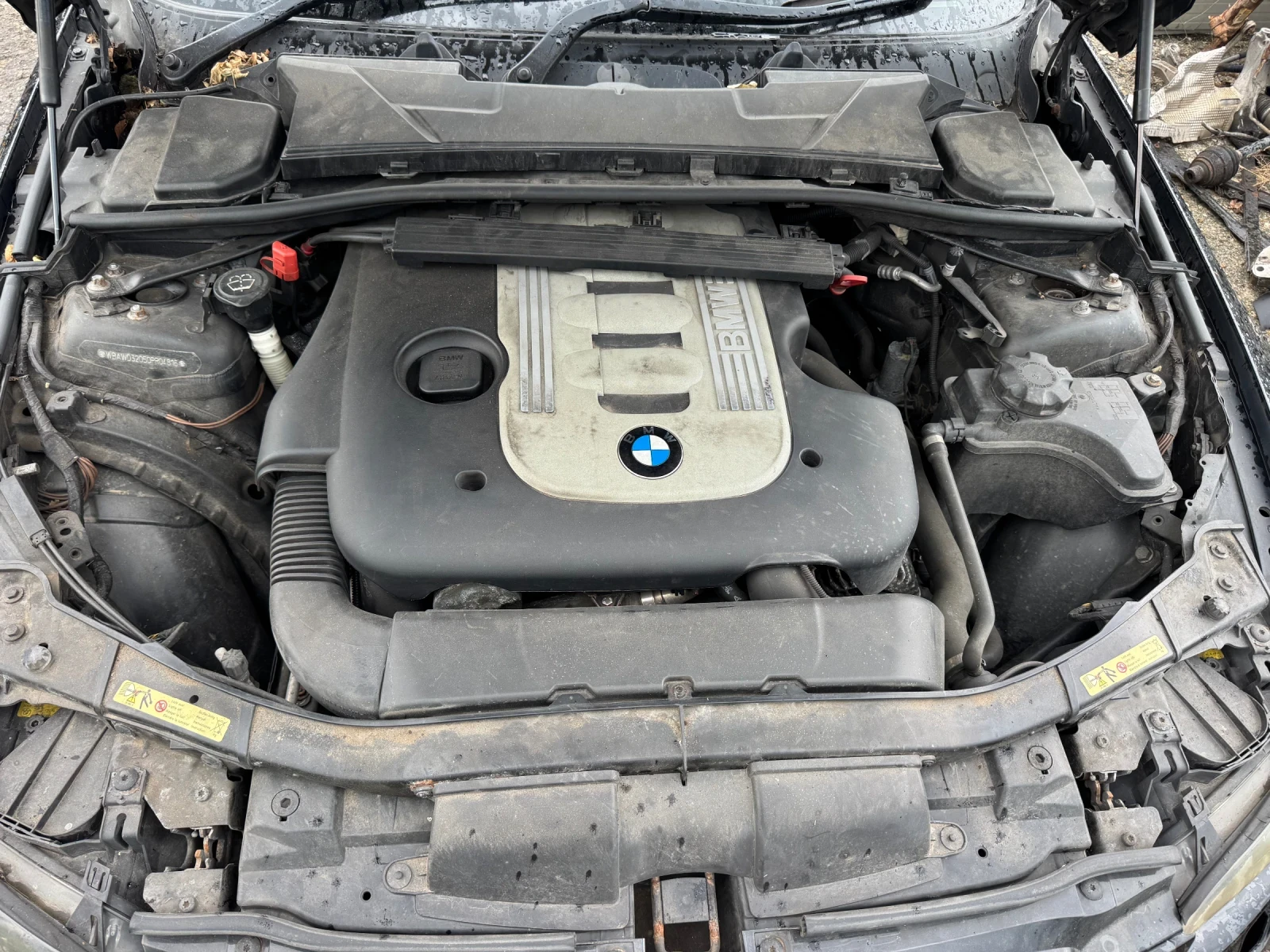 BMW 325 Д 197кс, снимка 9 - Автомобили и джипове - 55943871