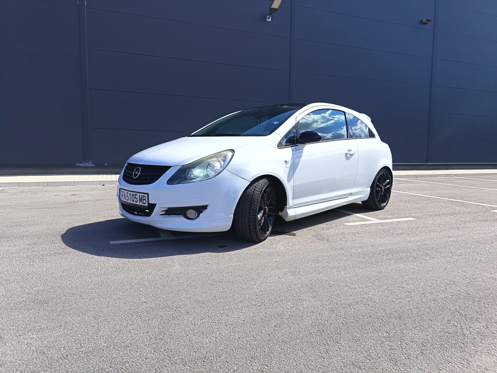 Opel Corsa, снимка 2 - Автомобили и джипове - 55954530