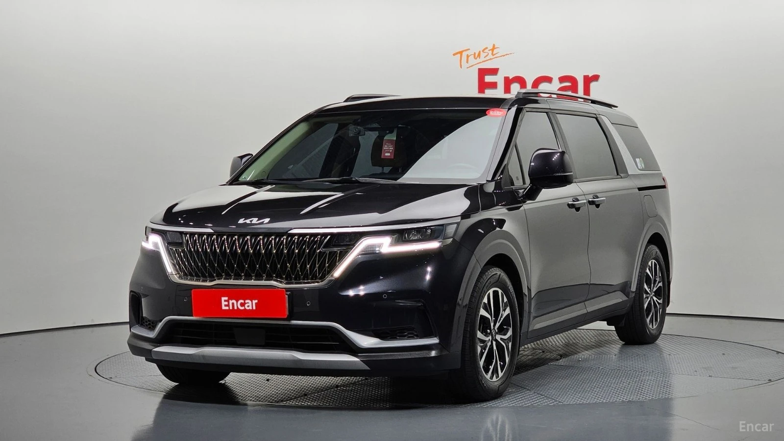 Kia Carnival 11-Seater Prestige