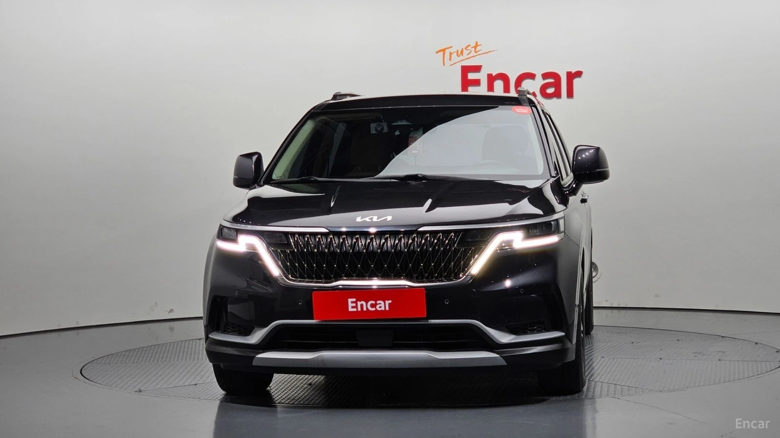 Kia Carnival 11-Seater Prestige, снимка 3 - Автомобили и джипове - 56114126