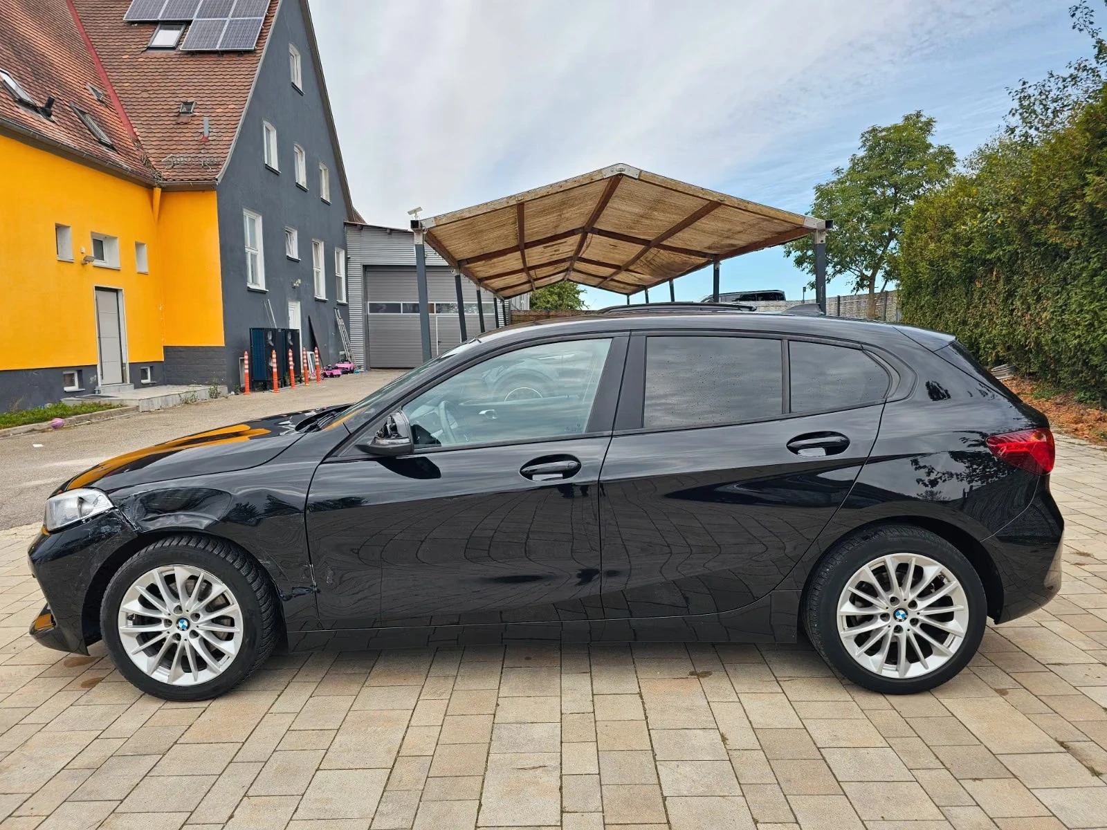 BMW 118 Advantage, снимка 3 - Автомобили и джипове - 56233280