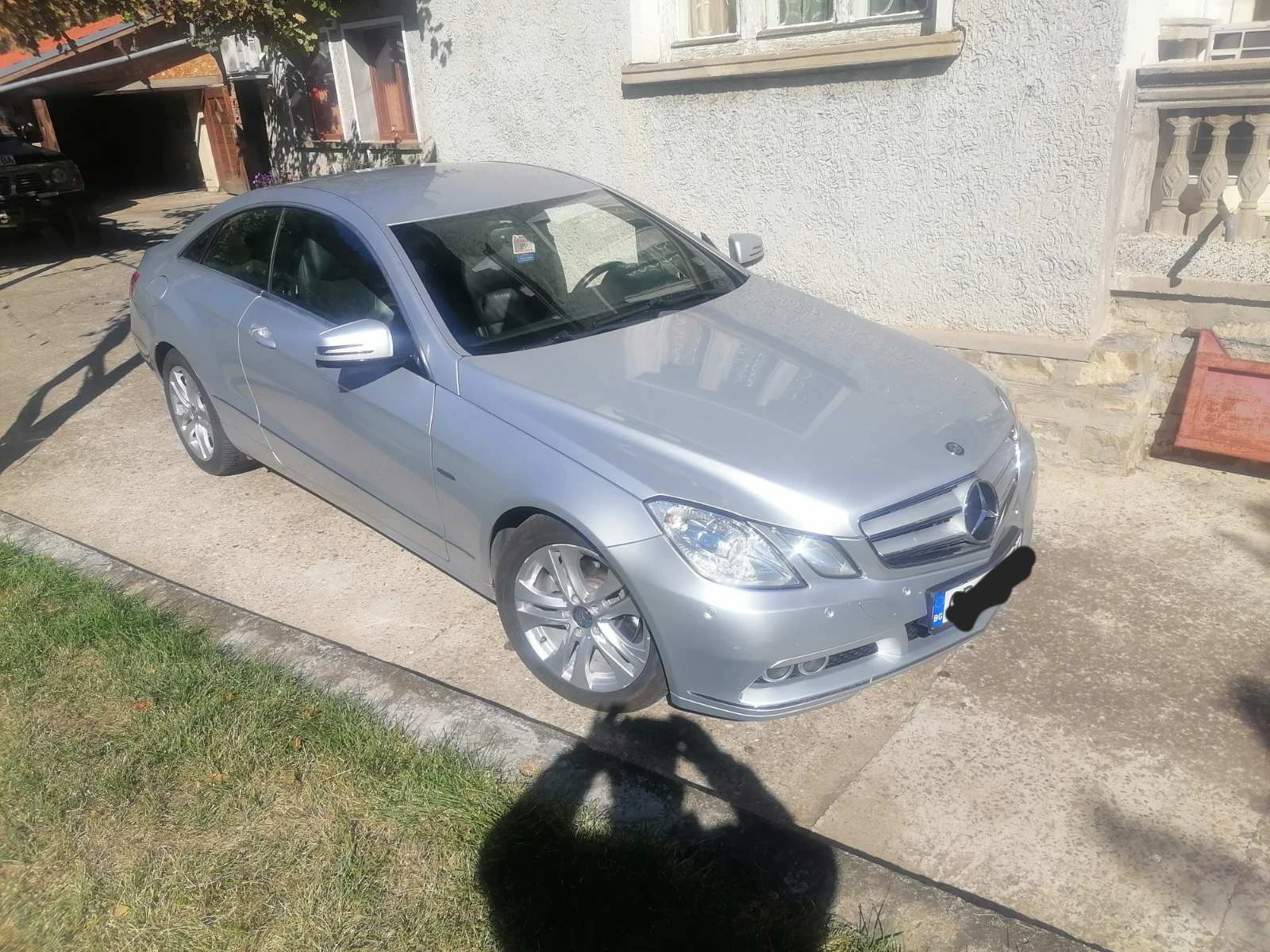 Mercedes-Benz 220, снимка 2 - Автомобили и джипове - 56349603