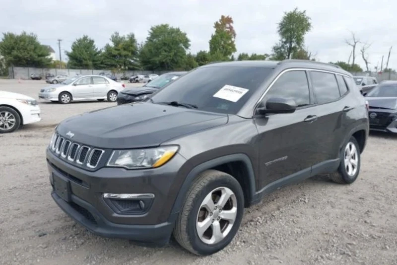 Jeep Compass, снимка 1 - Автомобили и джипове - 49114656