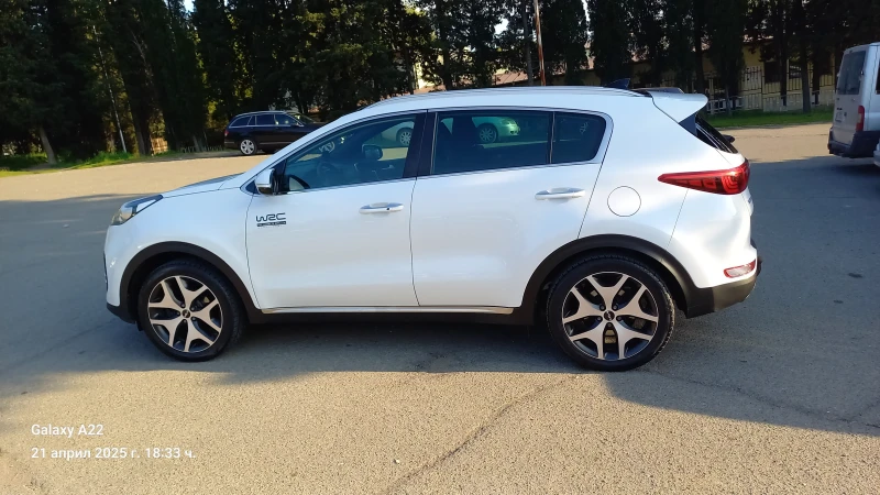 Kia Sportage 1.6 T-GDI GT LINE* Keyless* Navi* Pano* Podgrev, снимка 4 - Автомобили и джипове - 50700311