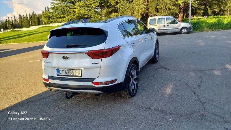 Kia Sportage 1.6 T-GDI GT LINE* Keyless* Navi* Pano* Podgrev, снимка 3 - Автомобили и джипове - 50700311