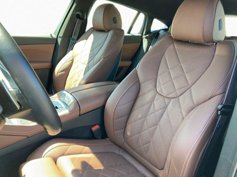 BMW X6 40i/xDrive/FACELIFT/MSPORT PRO/H&K/HUD/ICONIC GLOW, снимка 8 - Автомобили и джипове - 51040371