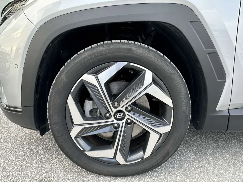 Hyundai Tucson Premium, снимка 8 - Автомобили и джипове - 51755149