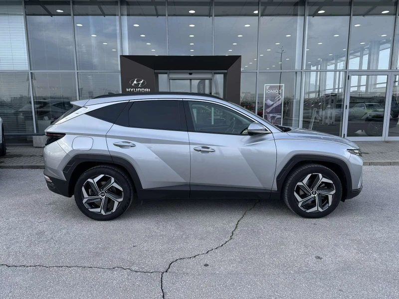 Hyundai Tucson Premium, снимка 5 - Автомобили и джипове - 51755149