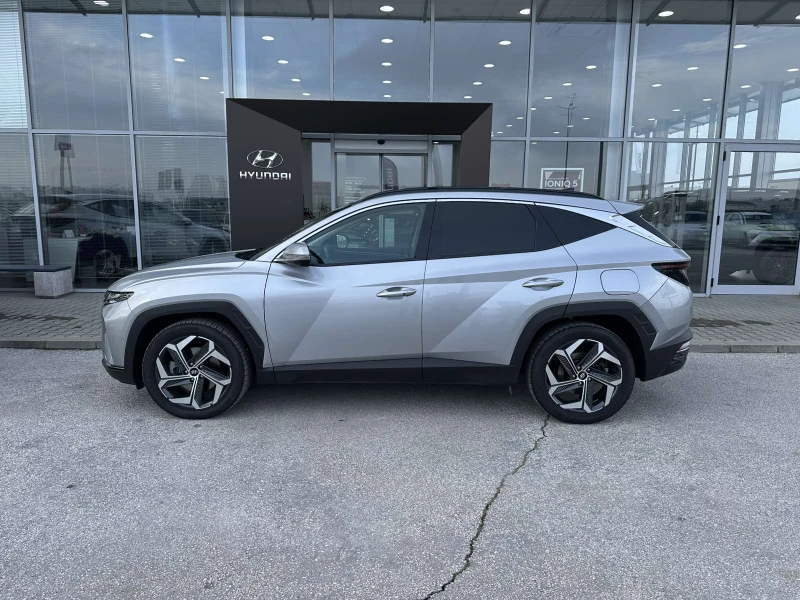 Hyundai Tucson Premium, снимка 2 - Автомобили и джипове - 51755149
