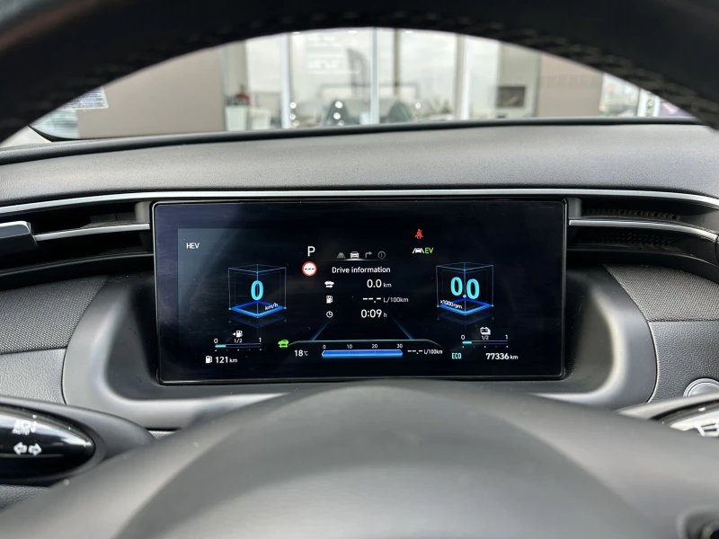 Hyundai Tucson Premium, снимка 11 - Автомобили и джипове - 51755149