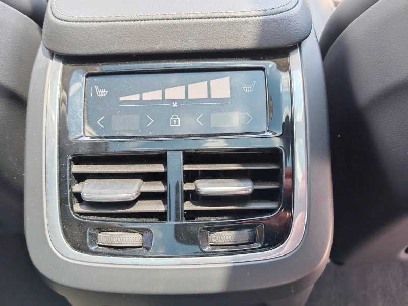 Volvo Xc90 12900лв за получаване, 2.0TwEn T8 PlugIn Hybrid 7м, снимка 13 - Автомобили и джипове - 52439896