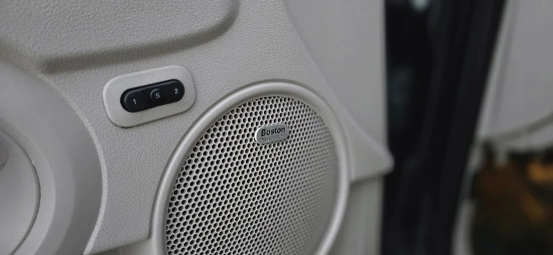 Jeep Commander 3.0 CRD, снимка 15 - Автомобили и джипове - 52914285