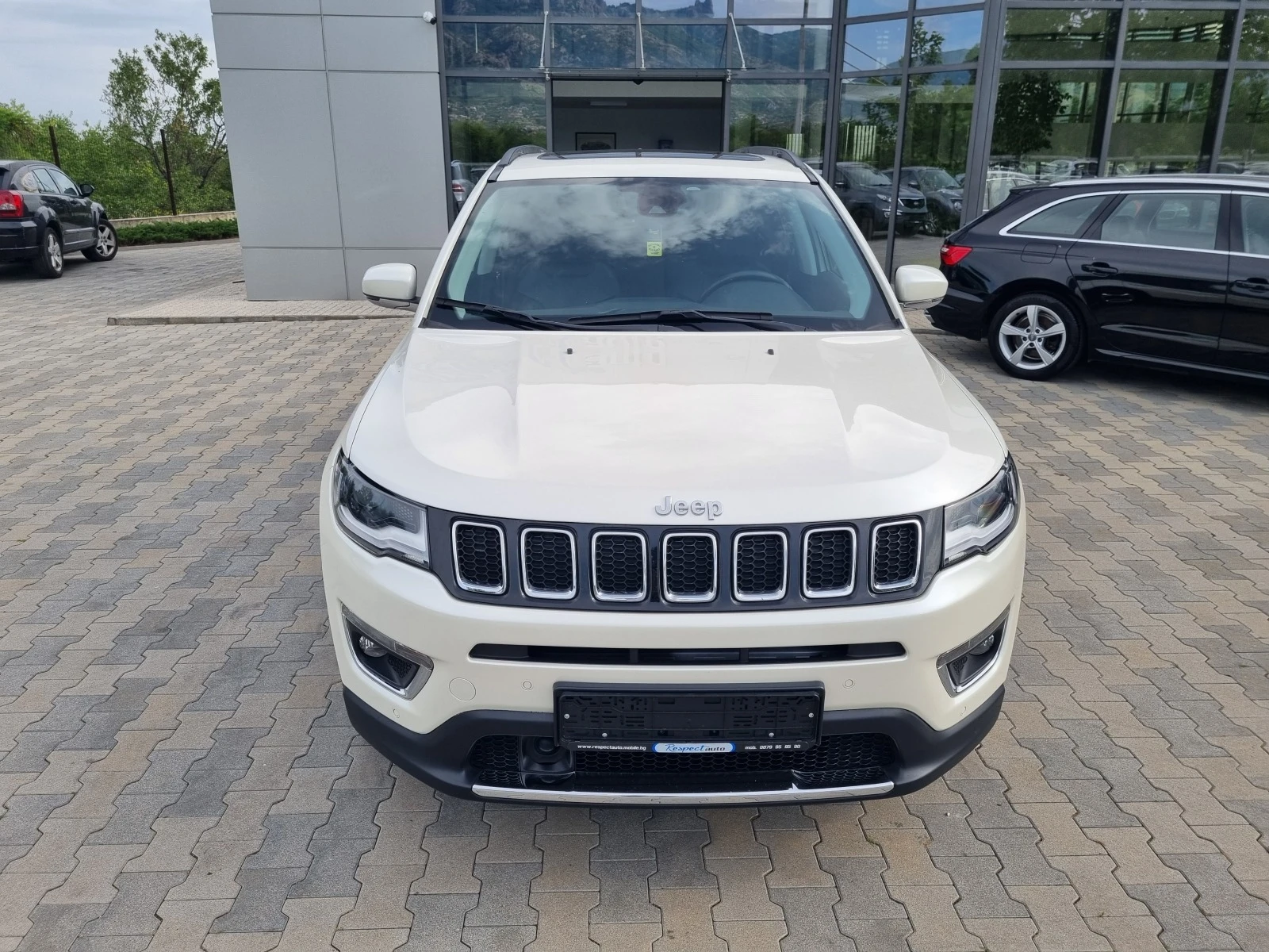 Jeep Compass 2.0MJT-4x4* 9 СКОРОСТ* LIMITED* 168х.км* 2018г.EUR - изображение 2