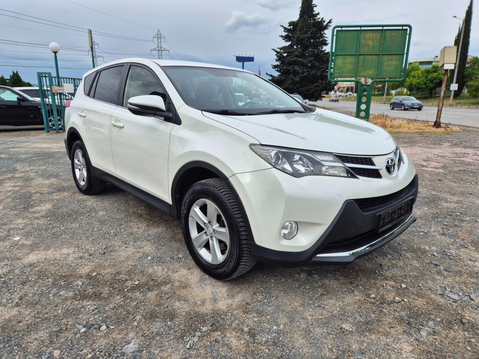 Toyota Rav4 2.0D-4D 124кс - изображение 7