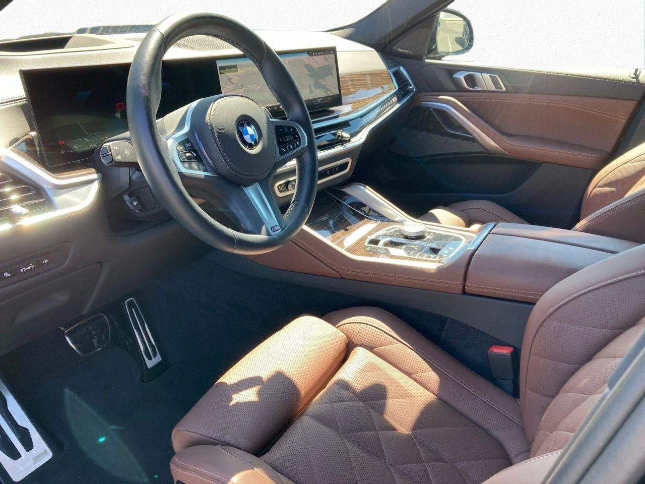 BMW X6 40i/xDrive/FACELIFT/MSPORT PRO/H&K/HUD/ICONIC GLOW - изображение 9