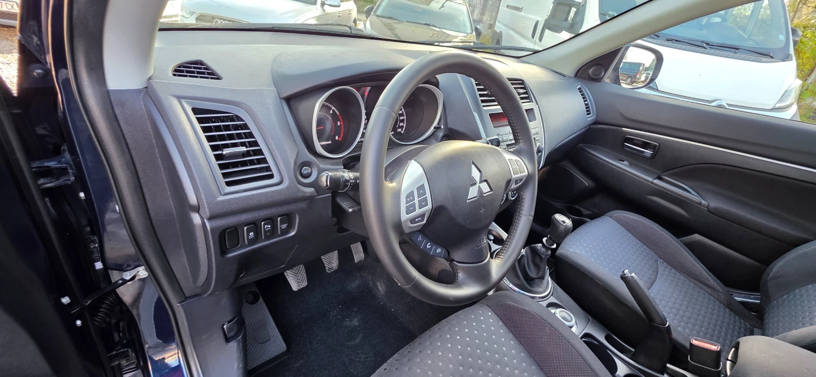 Mitsubishi ASX 1.8 DID 4x4 150k.c UNIKAT ITALIA EURO 5 - изображение 8