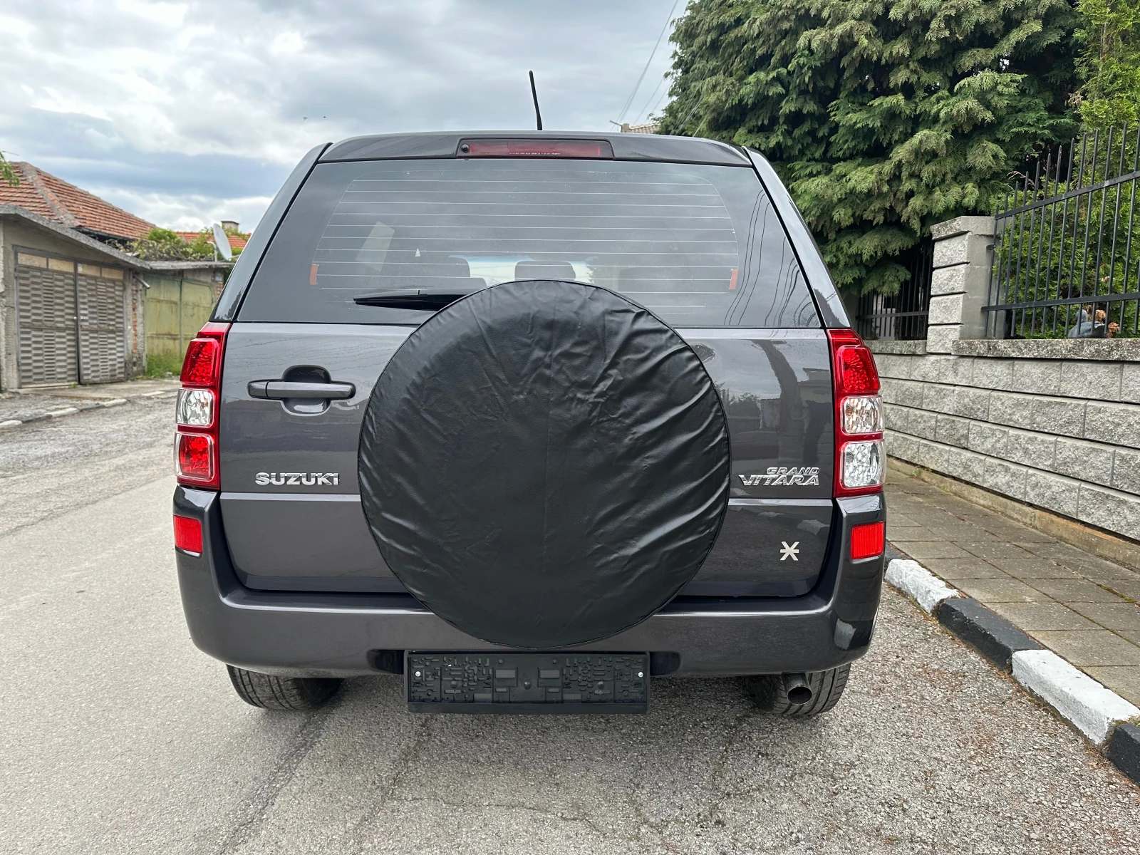 Suzuki Grand vitara 2.0i 140к.с., снимка 9 - Автомобили и джипове - 54459619