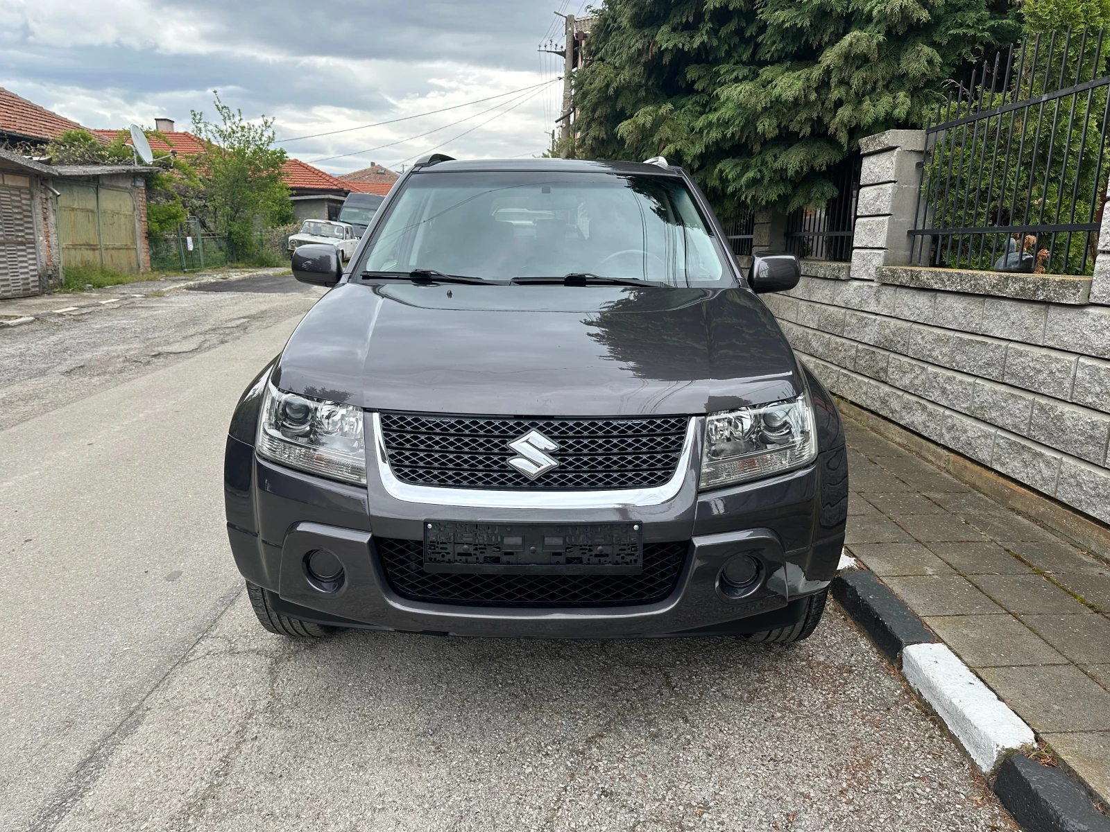 Suzuki Grand vitara 2.0i 140к.с., снимка 4 - Автомобили и джипове - 54459619
