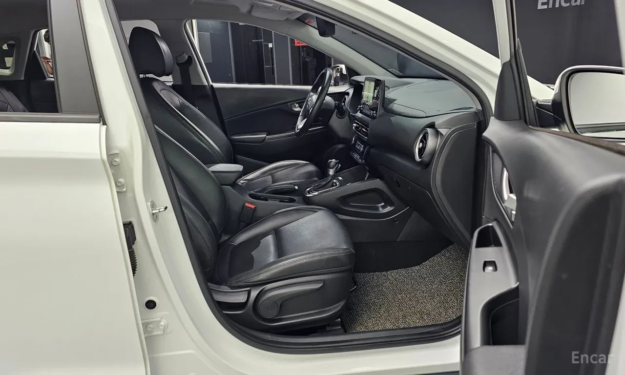 Hyundai Kona, снимка 11 - Автомобили и джипове - 54735187