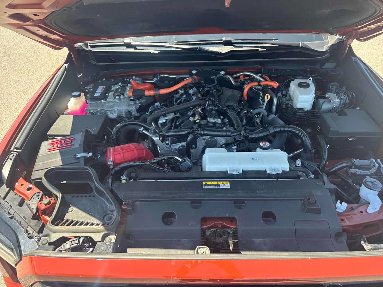 Toyota Tacoma * Hybrid * АВТОКРЕДИТ БЕЗ ПЪРВОНАЧАЛНА ВНОСКА* , снимка 17 - Автомобили и джипове - 54922144