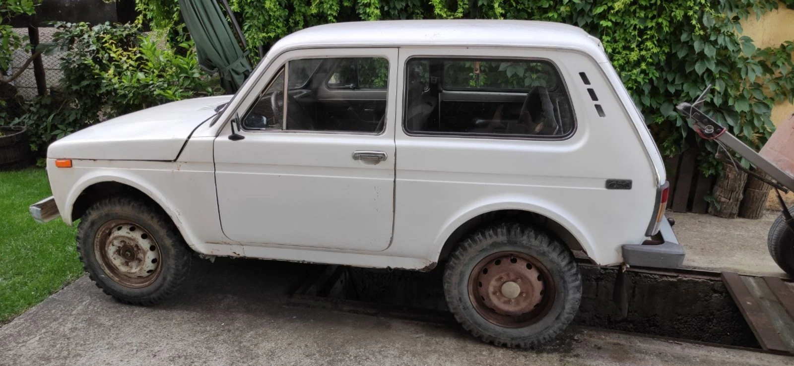 Lada Niva, снимка 2 - Автомобили и джипове - 55381829