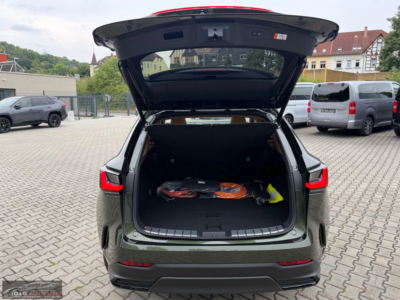 Lexus NX 450 h+ /EXECUTIVE/292HP/PANO/HUD/360/LED/MEMO/NAVI/639, снимка 7 - Автомобили и джипове - 55798892