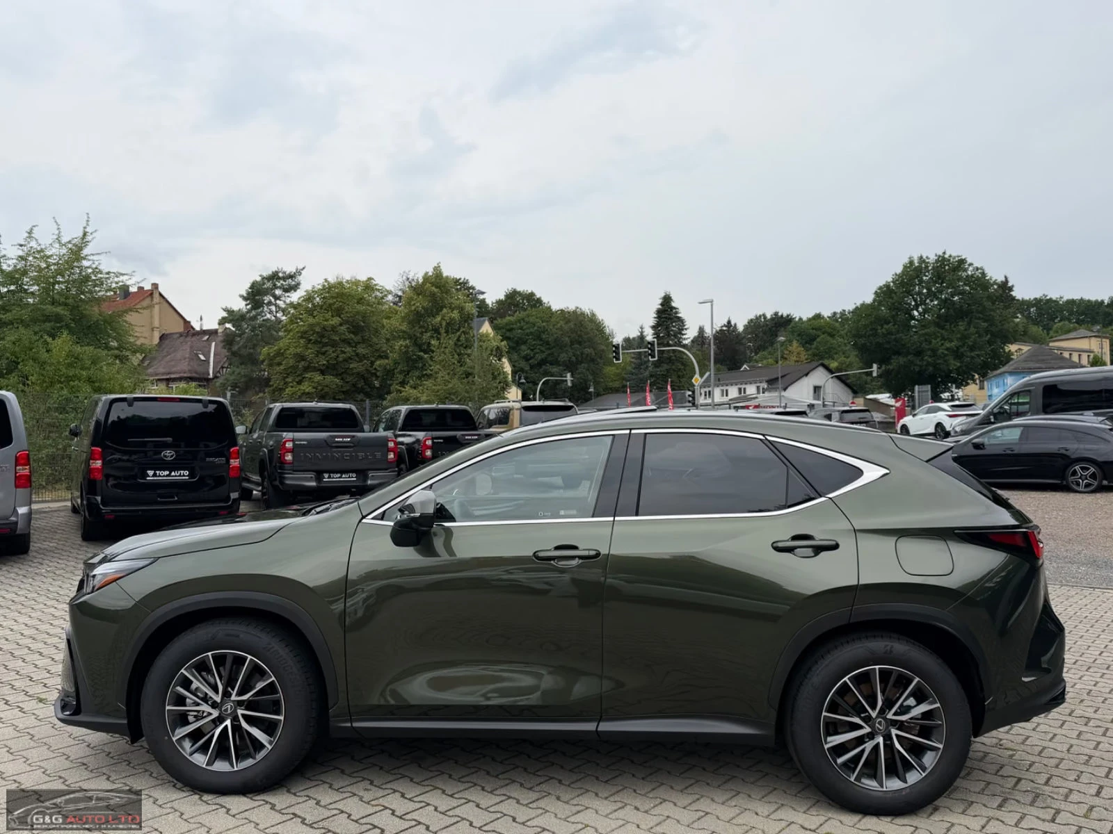 Lexus NX 450 h+ /EXECUTIVE/292HP/PANO/HUD/360/LED/MEMO/NAVI/639, снимка 2 - Автомобили и джипове - 55798892