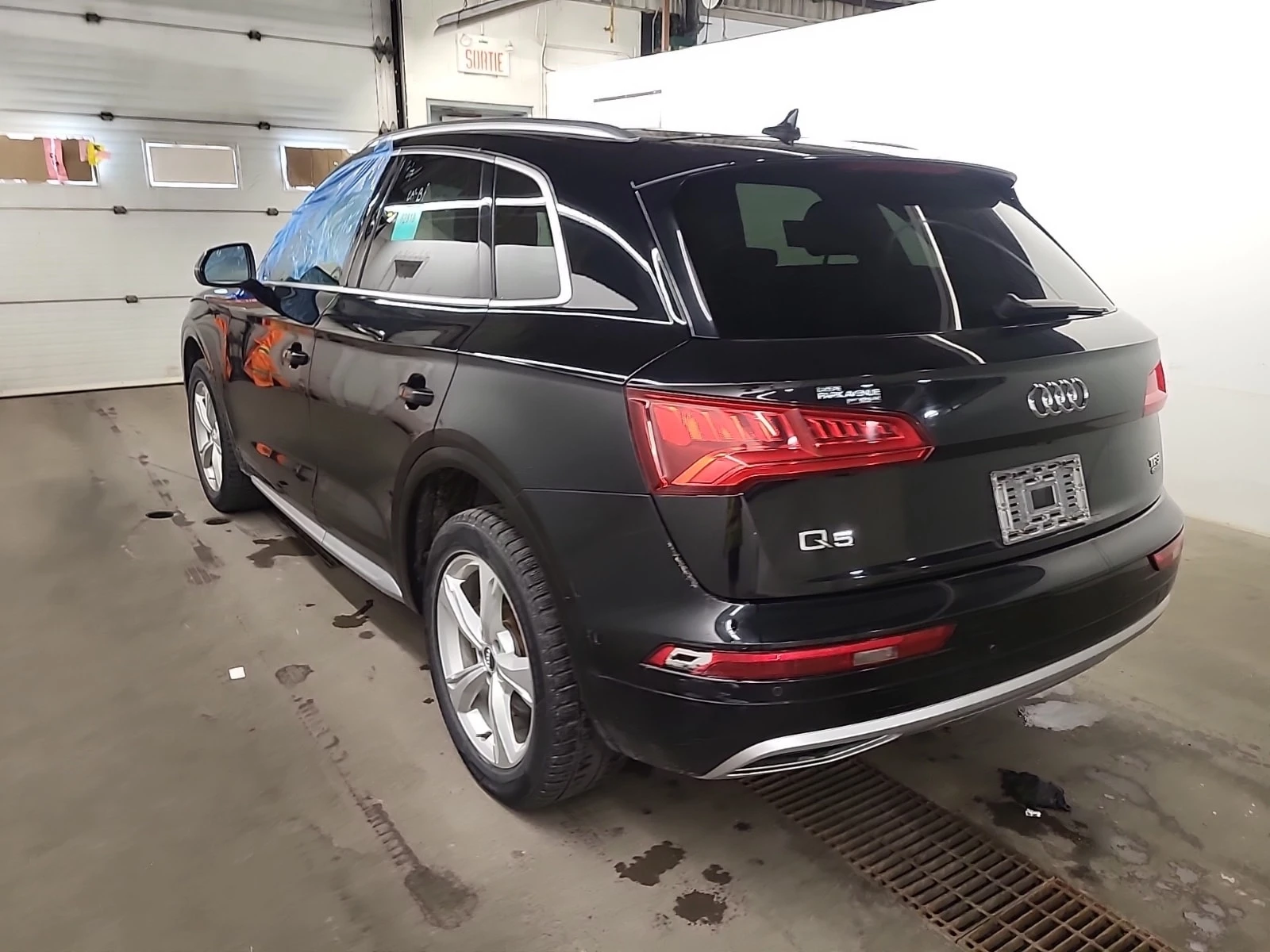 Audi Q5 * PROGRESSIV * CARFAX * БЕЗ ПЪРВОНАЧАЛНА ВНОСКА, снимка 5 - Автомобили и джипове - 55821903