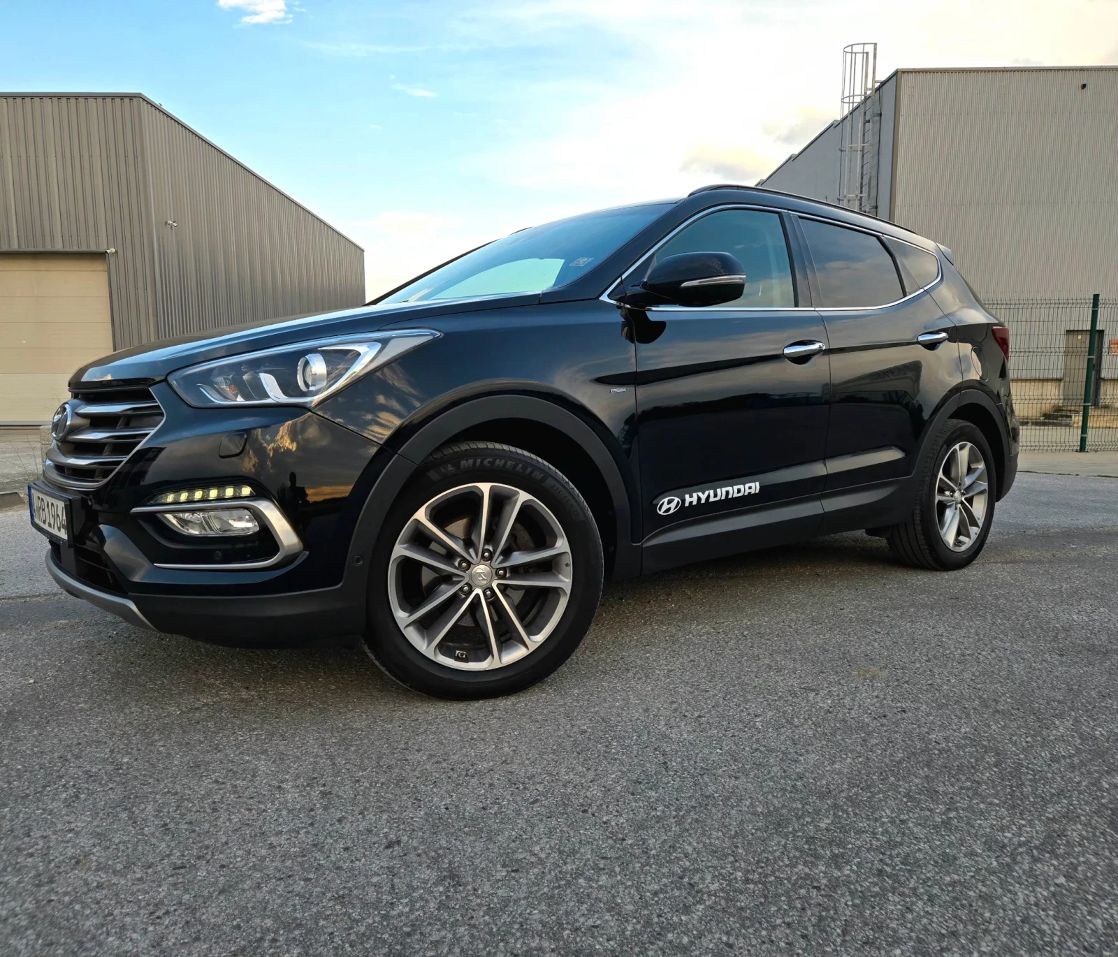 Hyundai Santa fe LIMITED EDITION 2.2CRDI 4x4 200kc 2017г.360 КАМЕРИ, снимка 5 - Автомобили и джипове - 56155439
