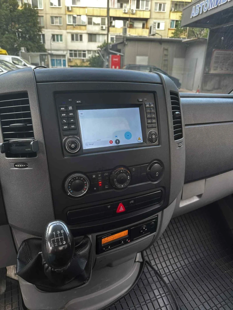 Mercedes-Benz Sprinter 518 3.0 V6, снимка 9 - Бусове и автобуси - 52486320