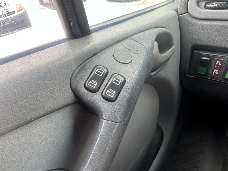 Mercedes-Benz Sprinter 413, снимка 15 - Бусове и автобуси - 53206661