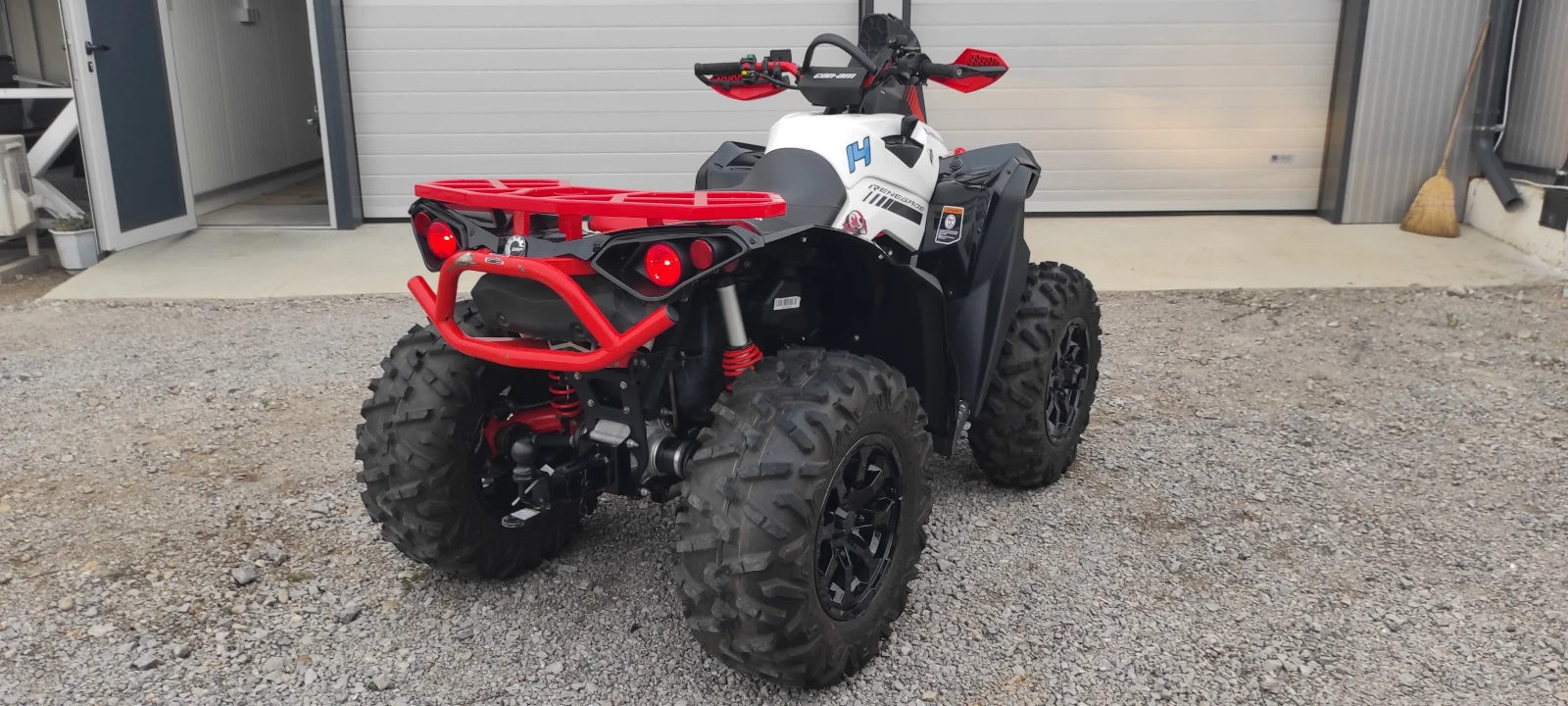 Can-Am Renеgade ЧИСТО НОВ 477км. КОМПЛЕКТ С НОВО USA РЕМАРКЕ. - изображение 7