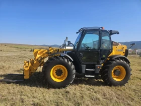 Телескопичен товарач JCB 550-80, снимка 11