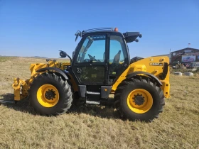 Телескопичен товарач JCB 550-80, снимка 14