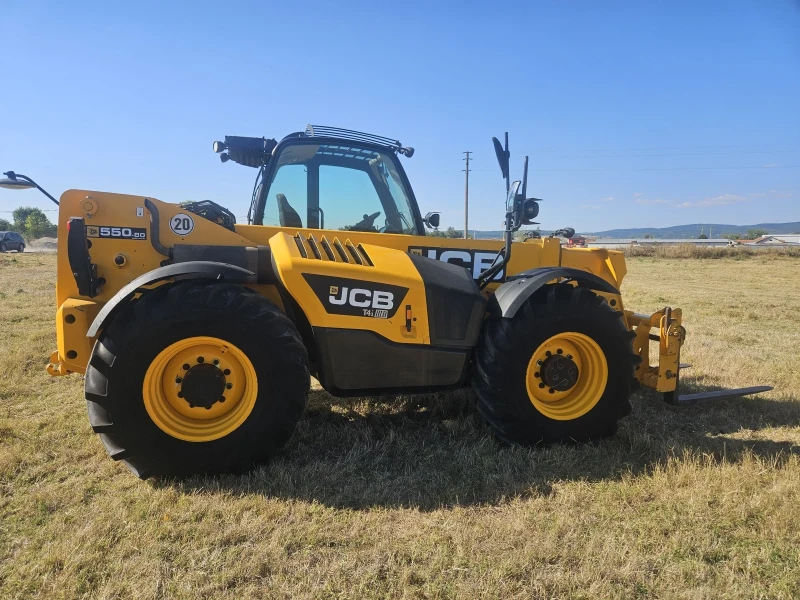 Телескопичен товарач JCB 550-80, снимка 1 - Селскостопанска техника - 39201197