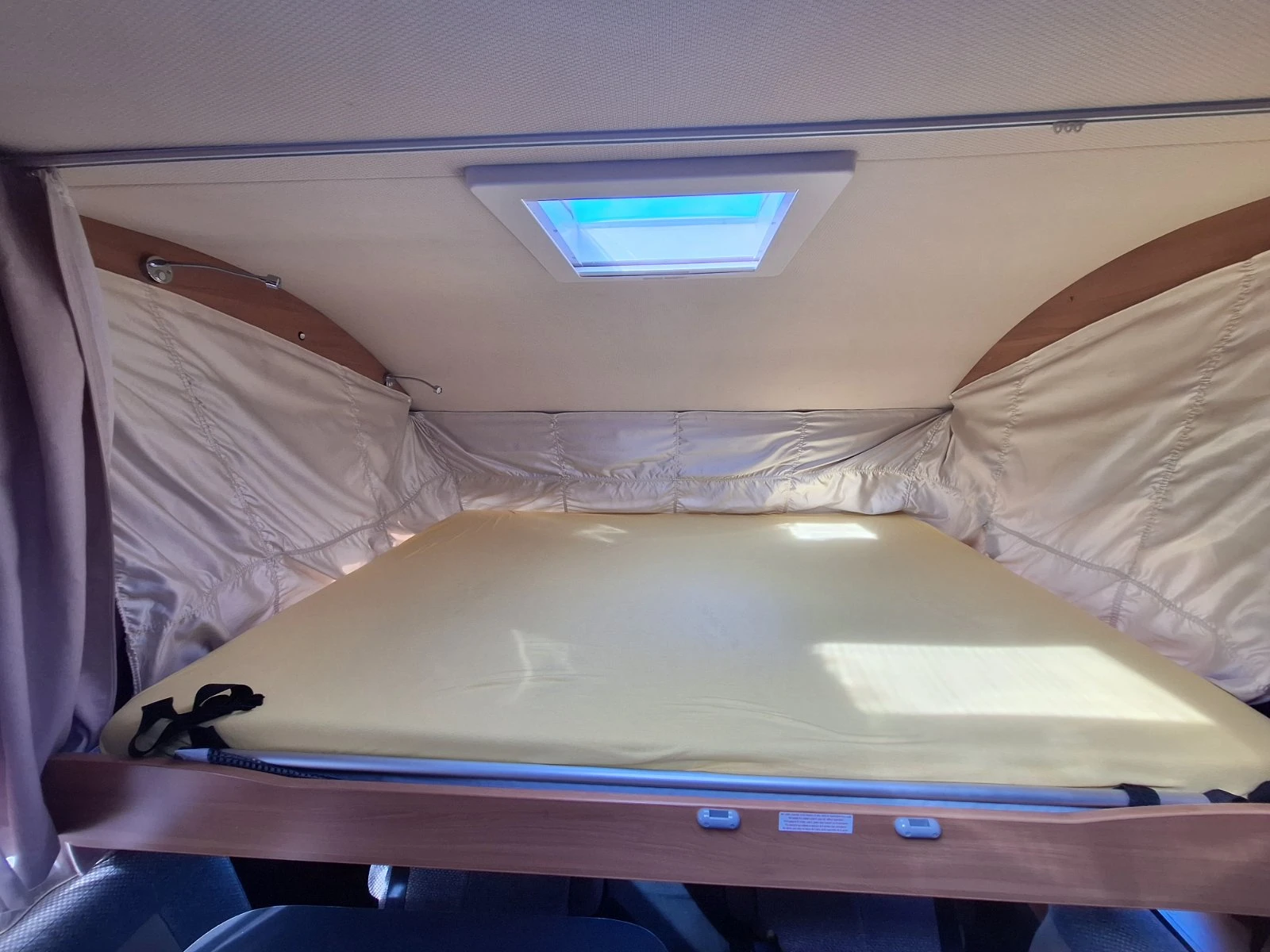 Кемпер Laika ECOVIP 612 Alde, снимка 16 - Каравани и кемпери - 53816618