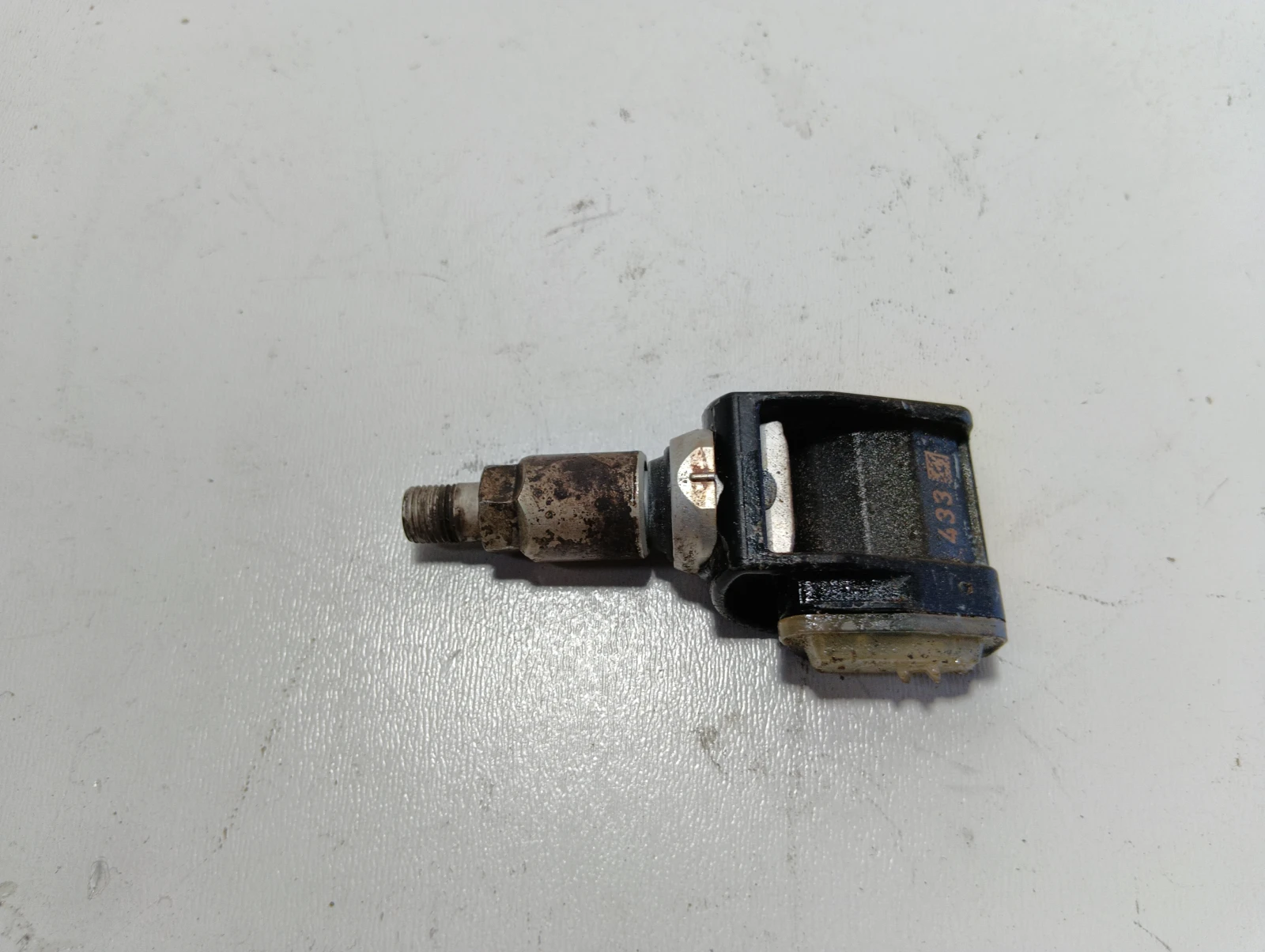 датчик налягане гуми A0009052102 Mercedes E