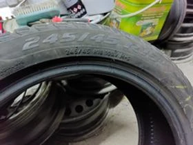 Гуми Зимни 245/45R18, снимка 8