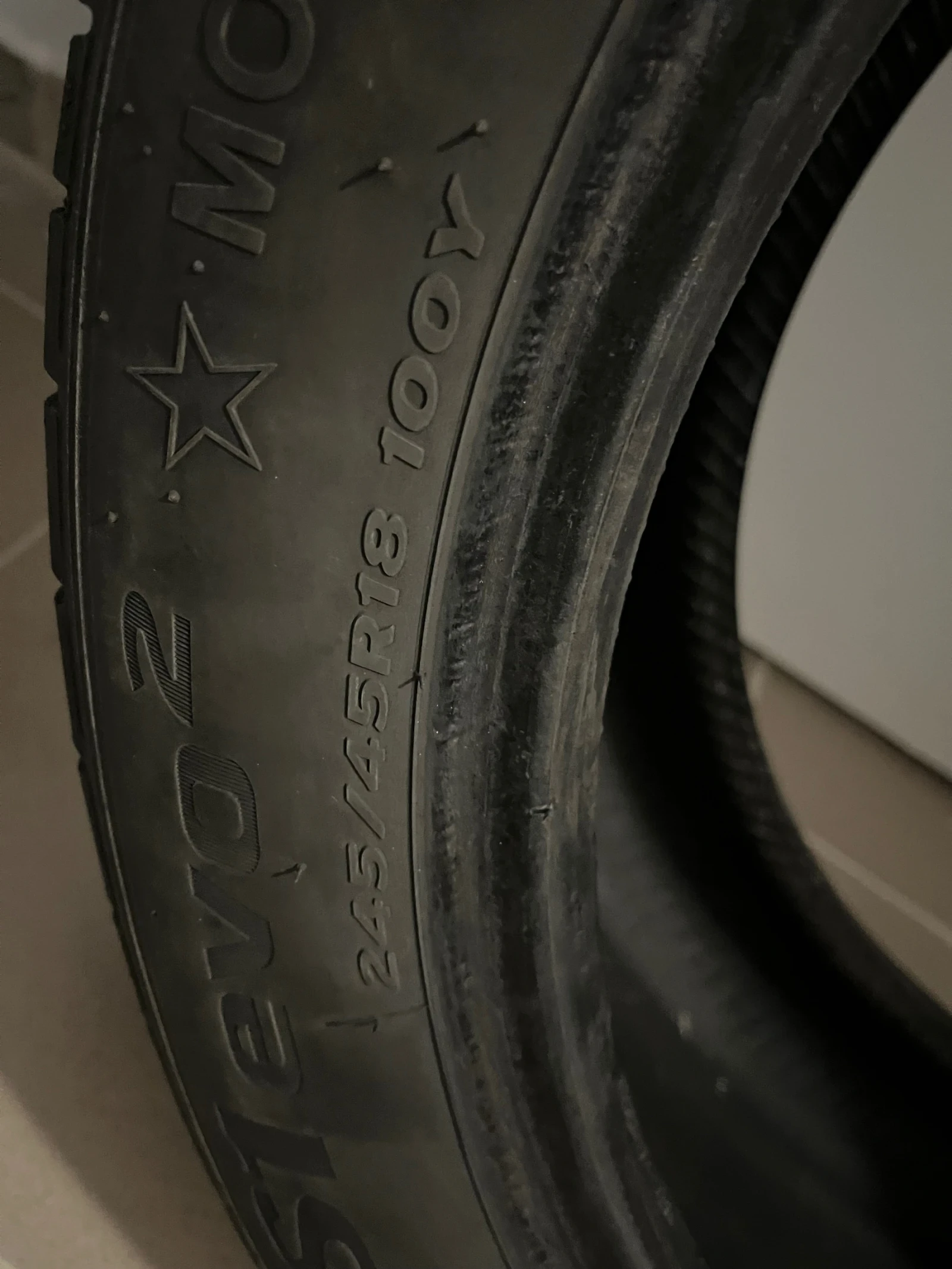 Гуми Летни 245/45R18, снимка 5 - Гуми и джанти - 54395697