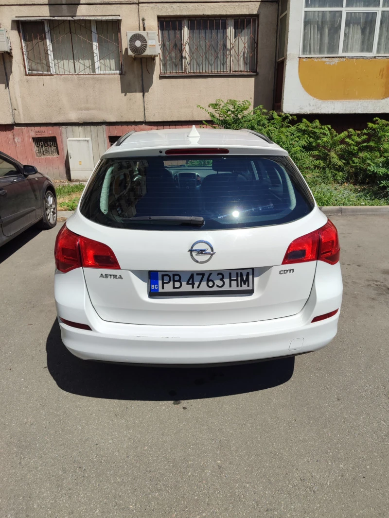 Opel Astra, снимка 2 - Автомобили и джипове - 47920484