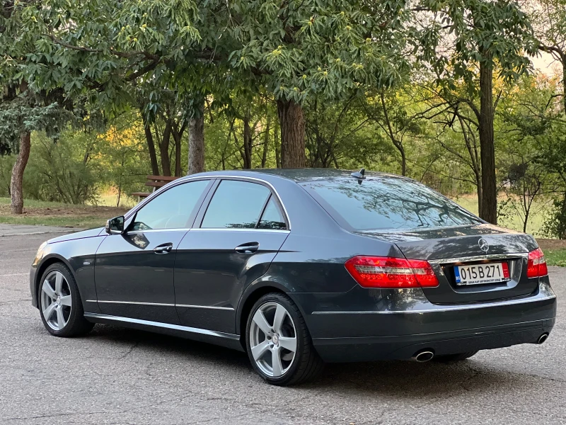 Mercedes-Benz E 350 ДИСТРОНИК/ПОДГРЕВ/ОБДУХВАНЕ/ХАРМАН/МЕМОРИ, снимка 5 - Автомобили и джипове - 47023176