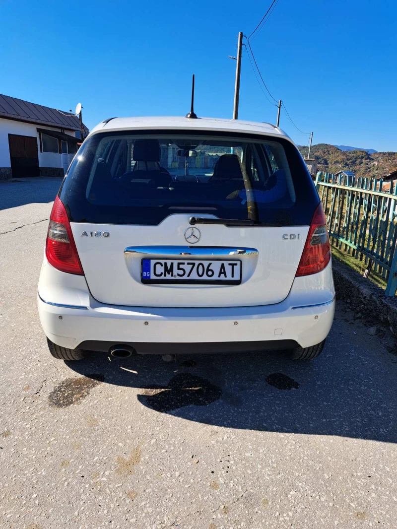 Mercedes-Benz A 180 Facelift / bixenon, снимка 4 - Автомобили и джипове - 47655542