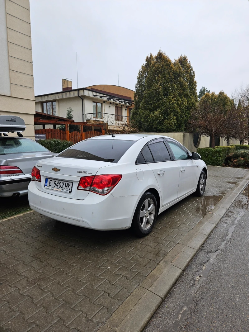 Chevrolet Cruze, снимка 6 - Автомобили и джипове - 48711742