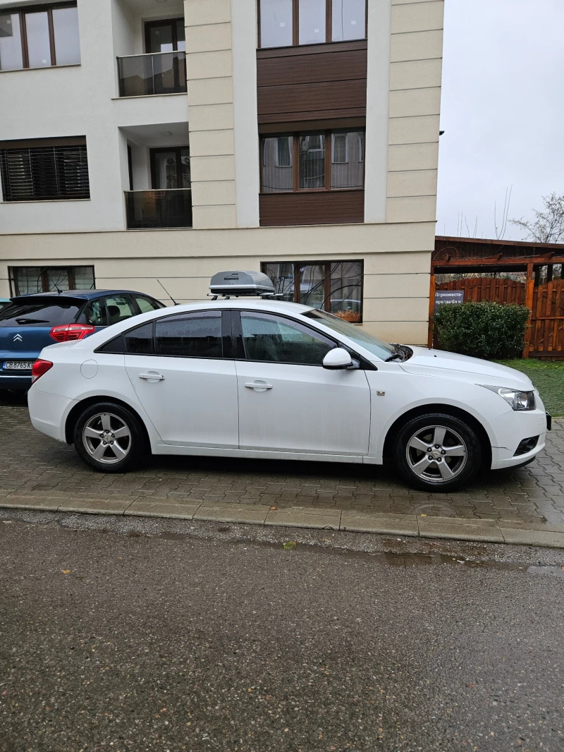 Chevrolet Cruze, снимка 5 - Автомобили и джипове - 48711742