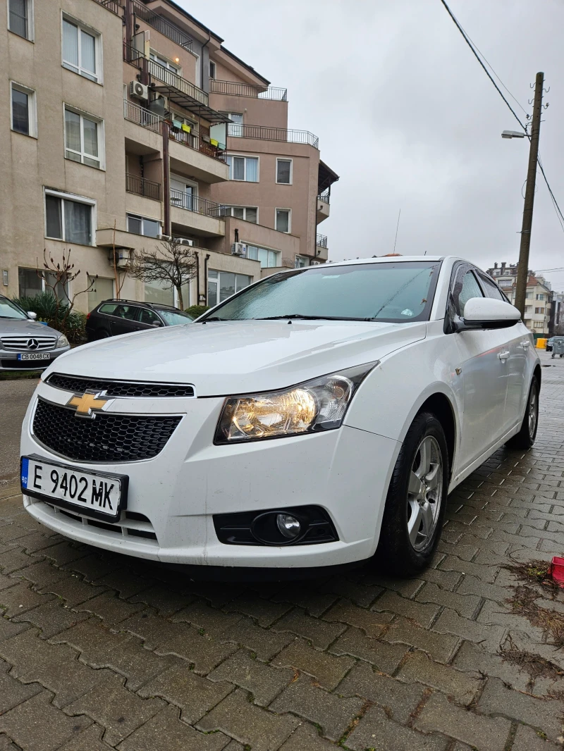 Chevrolet Cruze, снимка 1 - Автомобили и джипове - 48711742