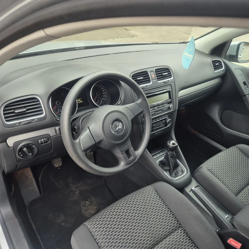 VW Golf, снимка 11 - Автомобили и джипове - 48784168