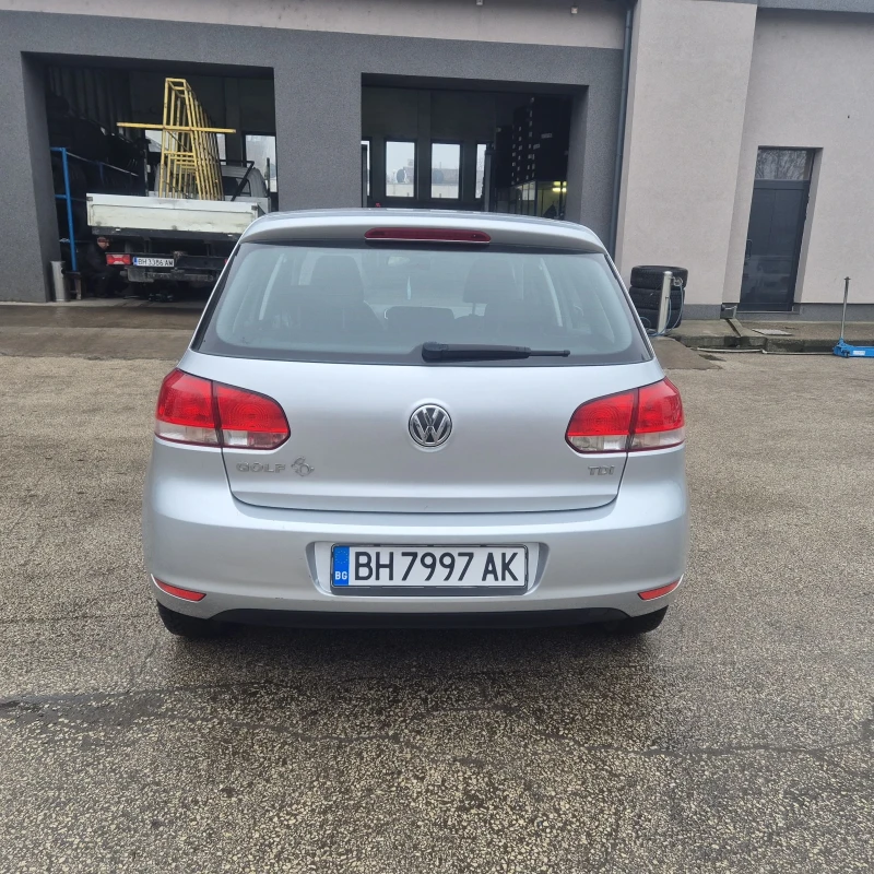 VW Golf, снимка 5 - Автомобили и джипове - 48784168