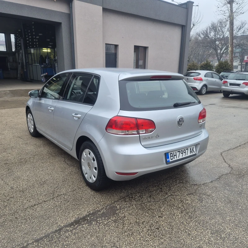 VW Golf, снимка 6 - Автомобили и джипове - 48784168