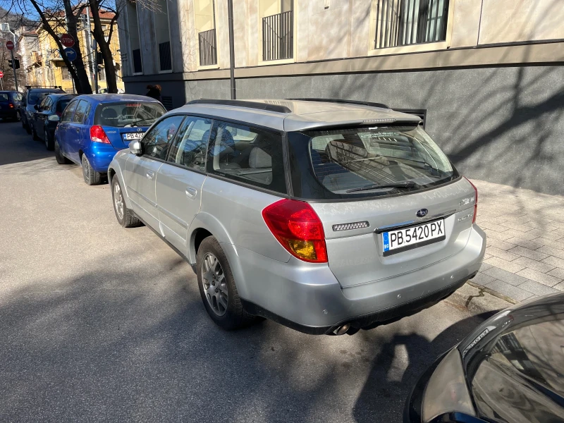 Subaru Outback, снимка 4 - Автомобили и джипове - 49510891